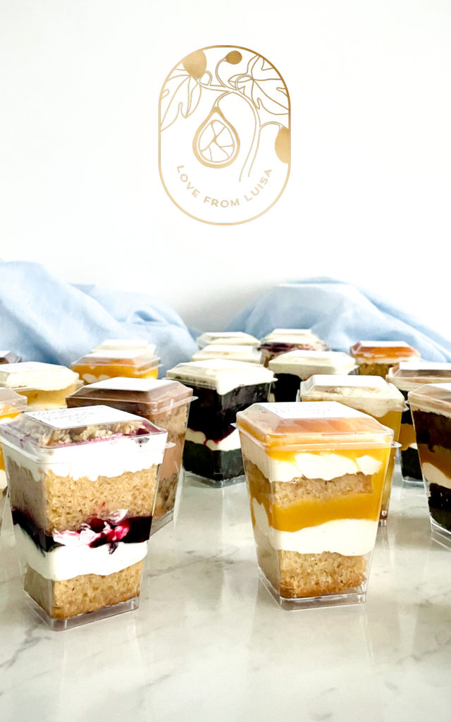 Wedding cake Tasters Box. The image shows different vegan Wedding Cake Flavours in small individual pots 