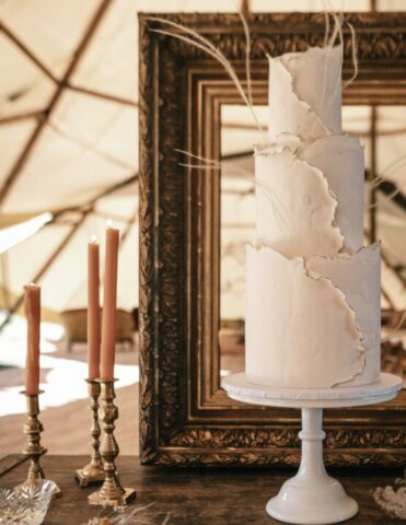 Wedding Cakes Brighton_ Modern Fondant Wedding Cake Brighton - Modern Fondant Wedding Cake